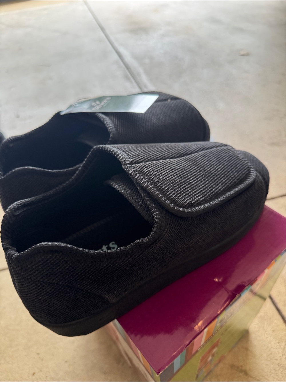 Silverts Adaptive Unisex’s Black Hook-and-Loop Comfort Slippers size W12/M10